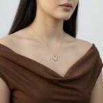 ⁦عقد ذهب عيار 18 وزن 1.22 جرام تصميم ناعم⁩ - الصورة ⁦5⁩