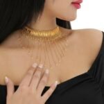 خناق ذهب عيار 21 لأطلالة فخمة بوزن 20.5 جرام