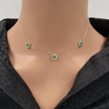 عقد ذهب عيار 18 الوزن 1.28 جرام