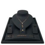 طقم ذهب عيار 21 الوزن 2.29 جرام