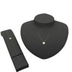 عقد وإسواره ذهب عيار 18 الوزن 0.97 جرام