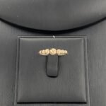 ⁦طقم ذهب عيار 18 وزن 6.66 جم تصميم فاخر يضفي لمسة أنثوية راقية⁩ - الصورة ⁦6⁩