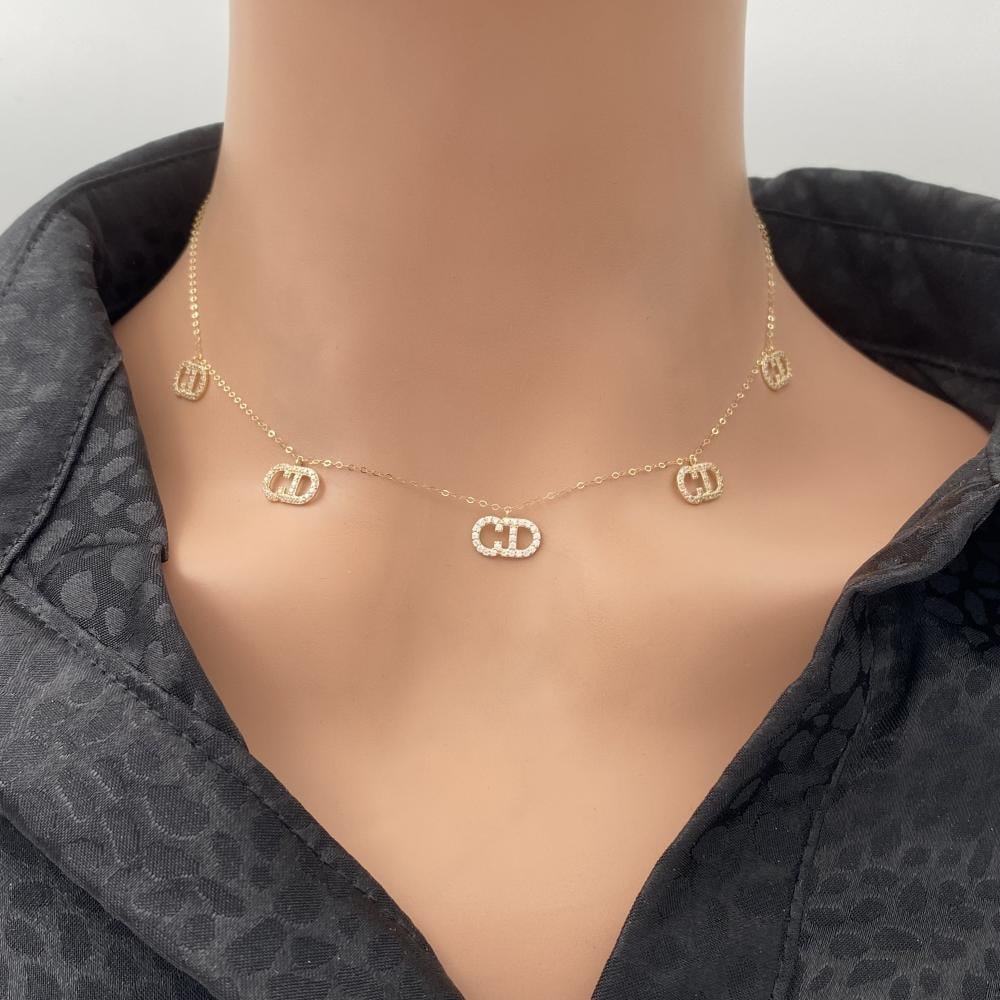 عقد ذهب عيار 18 الوزن 1.61 جرام عقد ذهب عيار 18 الوزن 1.61 جرام