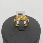 ⁦خاتم ذهب عيار 21 الوزن 2.56 جرام⁩ - الصورة ⁦3⁩