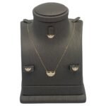 نصف طقم اطفال ذهب عيار 18 الوزن 1.83 جرام