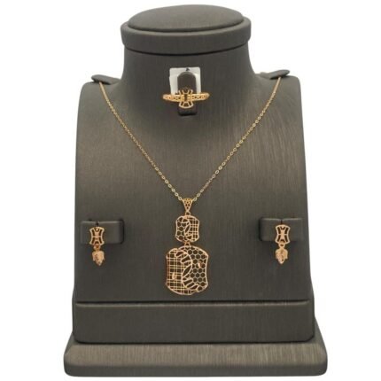 نصف طقم ذهب عيار 21 الوزن 4.37 جرام