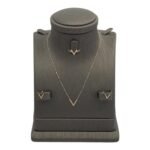 نصف طقم اطفال ذهب عيار 18 الوزن 1.19 جرام