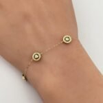 ⁦اسواره ذهب عيار 18 وزن 2.05 جرام أناقة ناعمة وفاخرة⁩ - الصورة ⁦2⁩