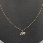 ⁦حرف A ذهب عيار 18 الوزن 1.73 جرام⁩ - الصورة ⁦2⁩