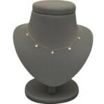 ⁦عقد تشوكر ذهب عيار 18 الوزن 1.21 جرام⁩ - الصورة ⁦4⁩