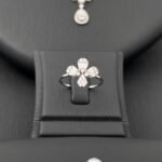 ⁦طقم ذهب عيار 18 الوزن 10.69 جرام⁩ - الصورة ⁦5⁩