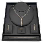 طقم ذهب سبحة عيار 18 وزن 9.14 جم لإطلالة متألقة ومميزة