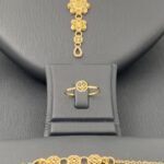 ⁦طقم ذهب عيار 21 وزن 7.44 جرام بزخارف الزهور المتشابكة الكلاسيكية⁩ - الصورة ⁦4⁩