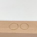 ⁦حلق ذهب عيار 18 الوزن 0.27 جرام⁩ - الصورة ⁦2⁩