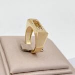 ⁦خاتم ذهب عيار 18 الوزن 4.93 جرام⁩ - الصورة ⁦2⁩