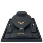 طقم  جناح الصقر ذهب عيار 21 الوزن 9.01 جرام