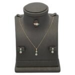 نصف طقم أطفال ذهب عيار 18 الوزن 3.18 جرام