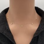 عقد ذهب عيار 18 الوزن 0.85 جرام