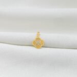 تعليقه ذهب عيار 18 الوزن 0.21 جرام