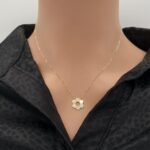 عقد ذهب عيار 18 الوزن 1.23 جرام