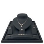 طقم ذهب عيار 18 الوزن 13.84 جرام