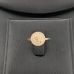 ⁦طقم ذهب ناعم عيار 18 وزن 3.88 جم تناسب كافة مناسباتك⁩ - الصورة ⁦3⁩