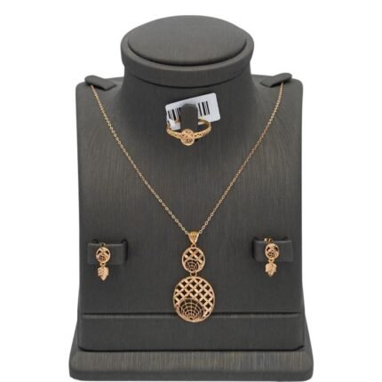 نصف طقم ذهب عيار 21 الوزن 4.43 جرام