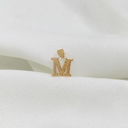 تعليقه حرف M ذهب عيار 21 -R550042