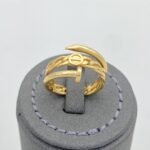 ⁦خاتم ذهب عيار 18 الوزن 4.65 جرام⁩ - الصورة ⁦3⁩