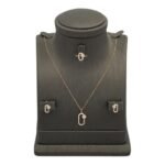 نصف طقم اطفال ذهب عيار 18 الوزن 2.03 جرام