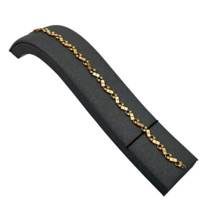 اسواره ذهب عيار 18 الوزن 6.22 جرام