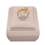 خاتم ذهب عيار 18 الوزن 2.24 جرام