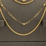 ⁦نصف طقم ذهب عيار 18 الوزن  4.12 جرام⁩ - الصورة ⁦2⁩