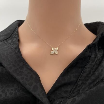 عقد ذهب عيار 18 الوزن 0.87 جرام