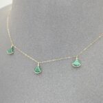 ⁦عقد ذهب عيار 18 الوزن 1.06 جرام⁩ - الصورة ⁦2⁩