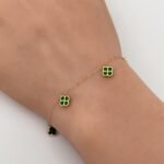 ⁦اسواره ذهب عيار 18 الوزن 1.04 جرام⁩ - الصورة ⁦2⁩