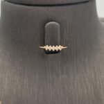 ⁦نصف طقم اطفال ذهب عيار 18 الوزن 1.29 جرام⁩ - الصورة ⁦3⁩