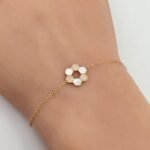 ⁦اسواره ذهب عيار 18 الوزن 0.81 جرام⁩ - الصورة ⁦2⁩