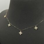 ⁦عقد تشوكر  ذهب عيار 18 الوزن 1.15 جرام⁩ - الصورة ⁦3⁩