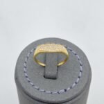 ⁦خاتم ذهب عيار 18 الوزن 1.23 جرام⁩ - الصورة ⁦3⁩