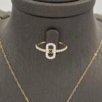 ⁦نصف طقم ذهب عيار 18 الوزن 2.78 جرام⁩ - الصورة ⁦2⁩