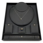 طقم ذهب عيار 18 الوزن 4.71 جرام