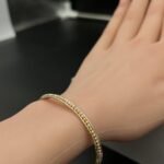 ⁦اسواره دوريكا ذهب عيار 18 الوزن 8.05 جرام⁩ - الصورة ⁦3⁩