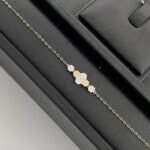 ⁦طقم دوريكا ذهب عيار 18 وزن 10.53 جم يلفت الأنظار من النظرة الأولى⁩ - الصورة ⁦6⁩