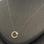 ⁦عقد ذهب عيار 18 وزن 0.77 جرام لمسة أنثوية⁩ - الصورة ⁦2⁩