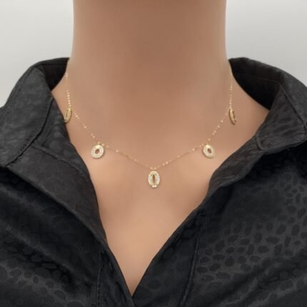 عقد ذهب عيار 18 الوزن 1.71 جرام