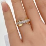 ⁦خاتم ذهب عيار 18 الوزن 2.24 جرام⁩ - الصورة ⁦2⁩