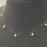 ⁦عقد تشوكر ذهب عيار 18 الوزن 1.21 جرام⁩ - الصورة ⁦3⁩