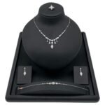 طقم ذهب عيار 18 الوزن 8.84 جرام