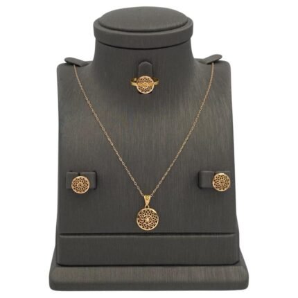 نصف طقم ذهب عيار 21 الوزن 3.22 جرام